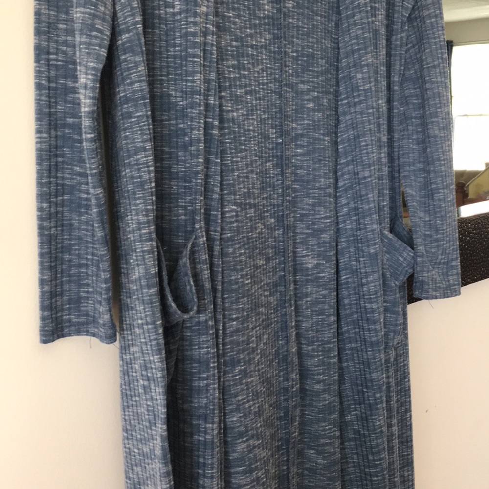 Lula Roe duster - Picture 3 of 4